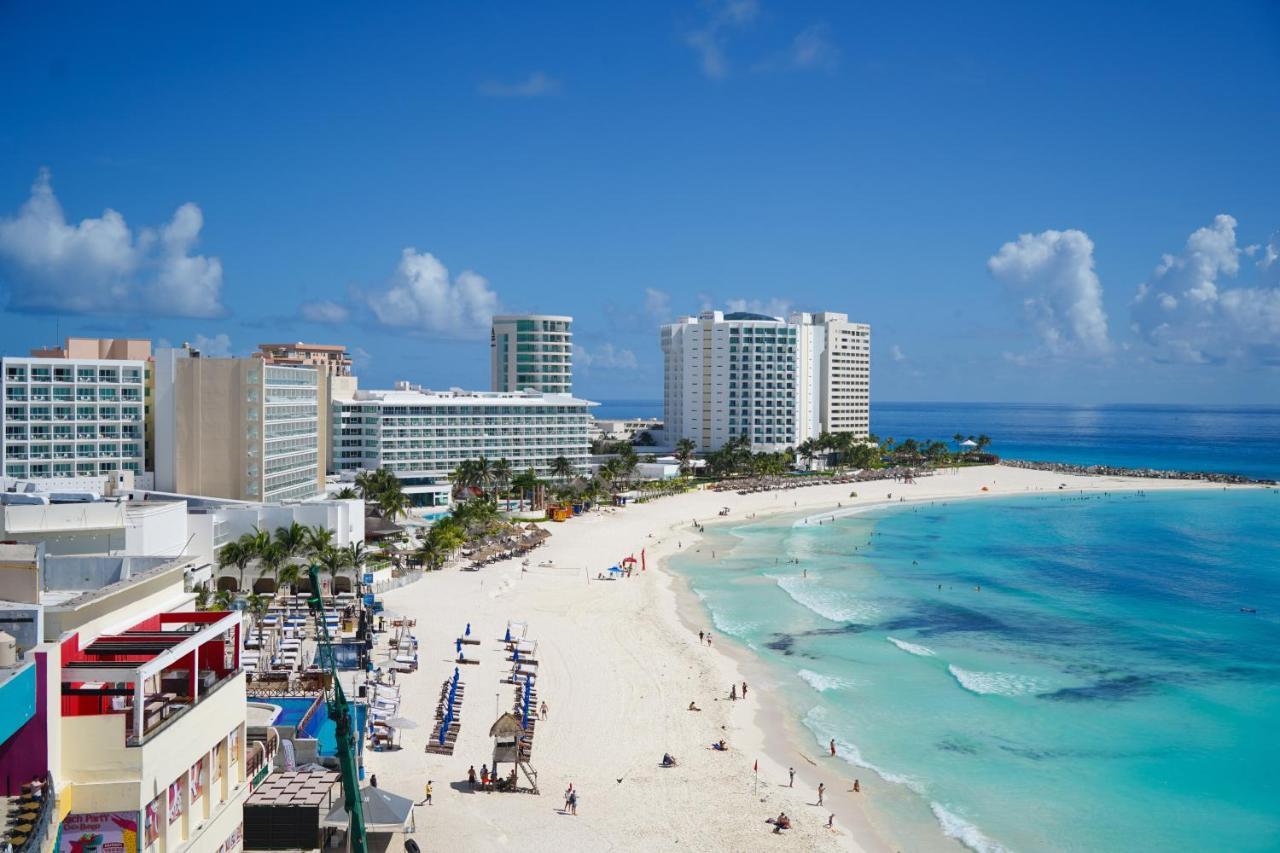 Luxury Caribbean Condos By Salvia Cancun Beachfront Luaran gambar
